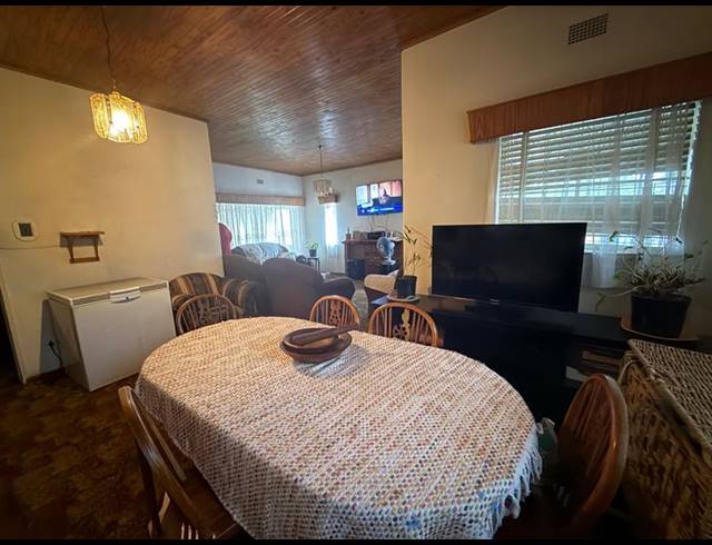 3 BEDROOM HOUSE FOR SALE IN VANDERBIJLPARK CE 1